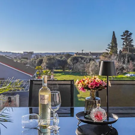 Apartament Veluana 3 With A Balcony *