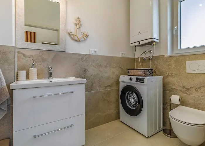 아파트 Veluana 3 With A Balcony *