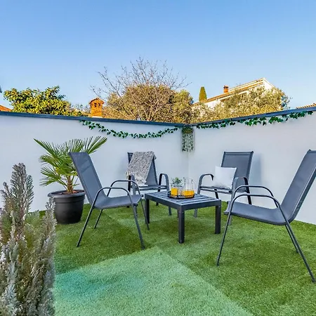 Veluana 3 With A Balcony Apartman *