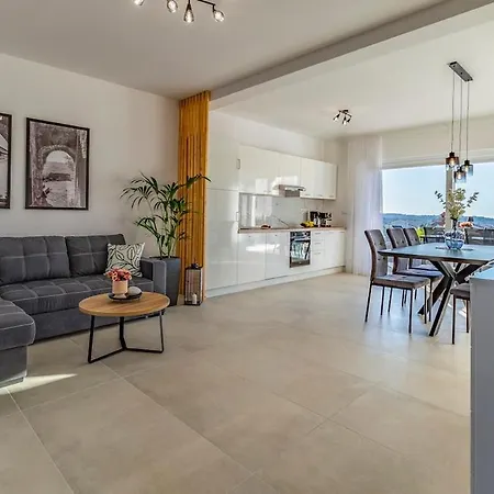 Veluana 3 With A Balcony Apartman Póla