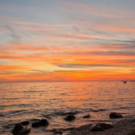 Veluana 3 With A Balcony Apartman *